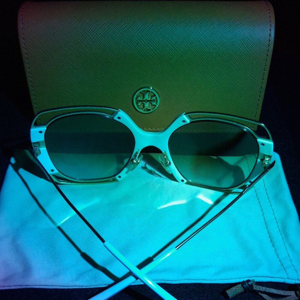 Tory Burch TY 6059 32516E Discontinued Sunglasses w/Gold Gradient Mirrored Lens - Picture 6 of 14